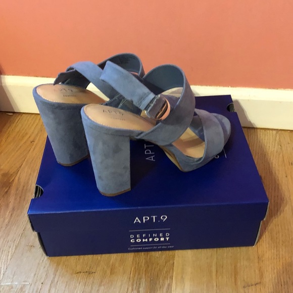 NWT Apt 9 sandals - Picture 2 of 3